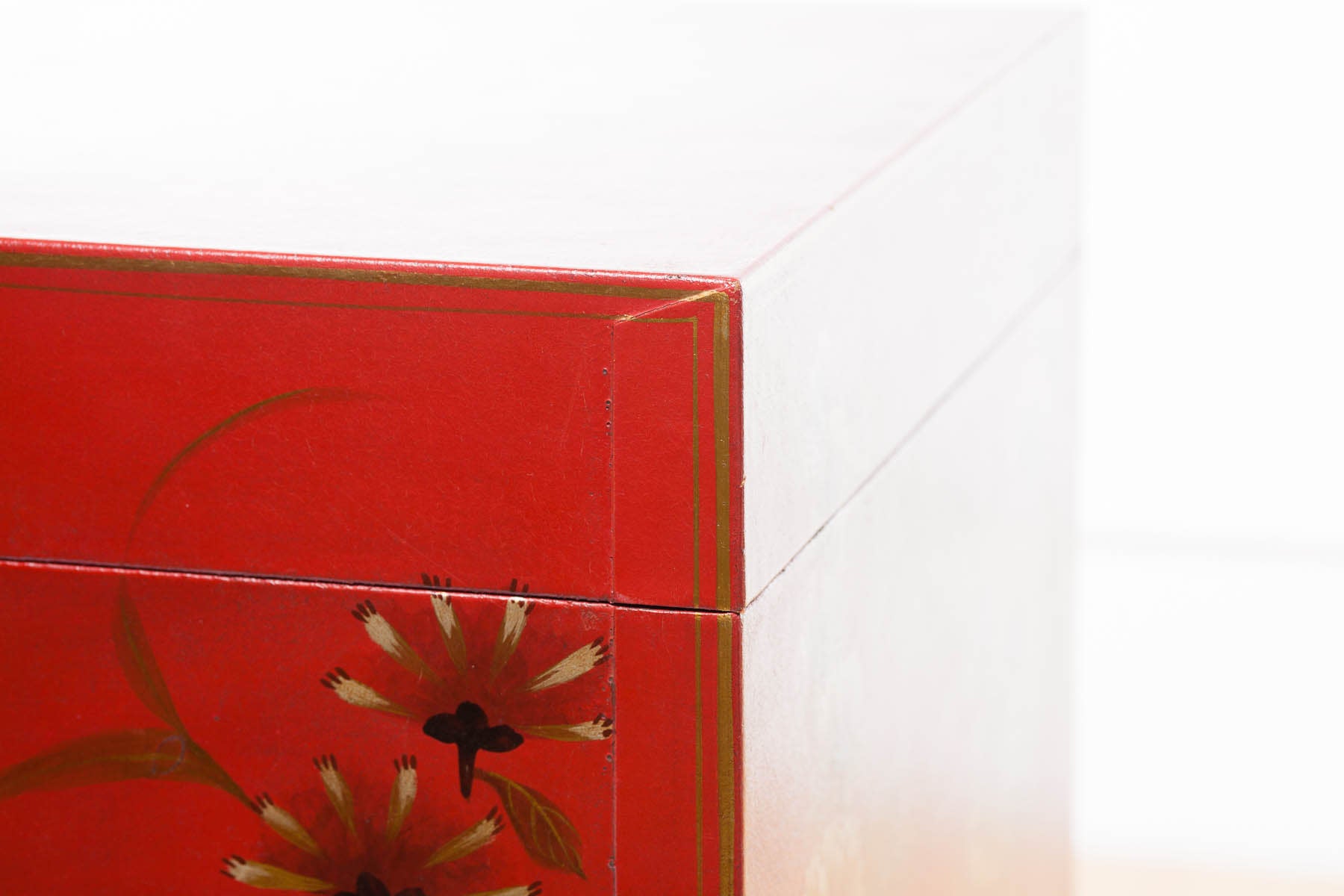 Mandarin Red Thrive Leather Box