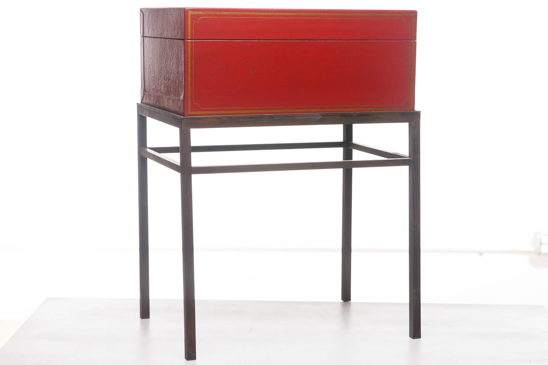 Mandarin Red Regalia Leather Box (16.5")