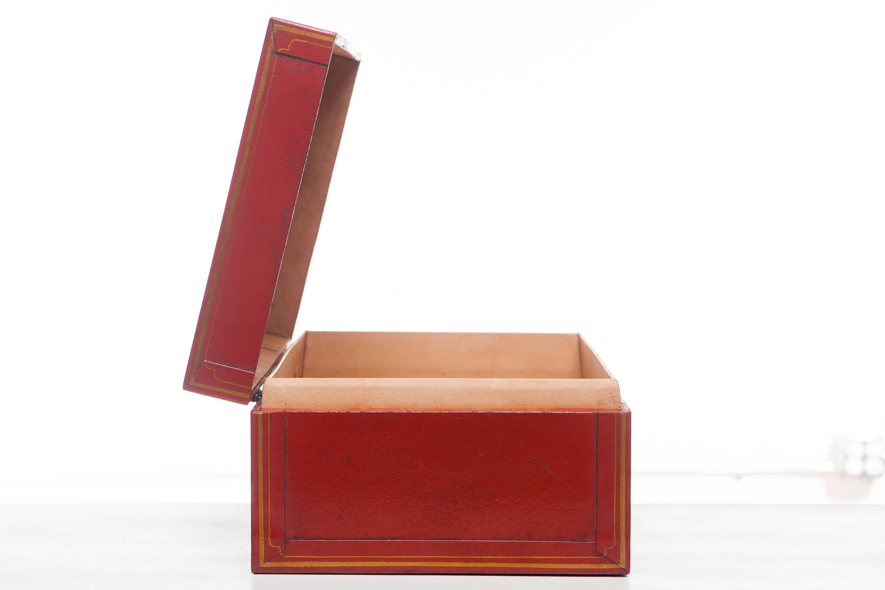 Mandarin Red Regalia Leather Box (16.5")
