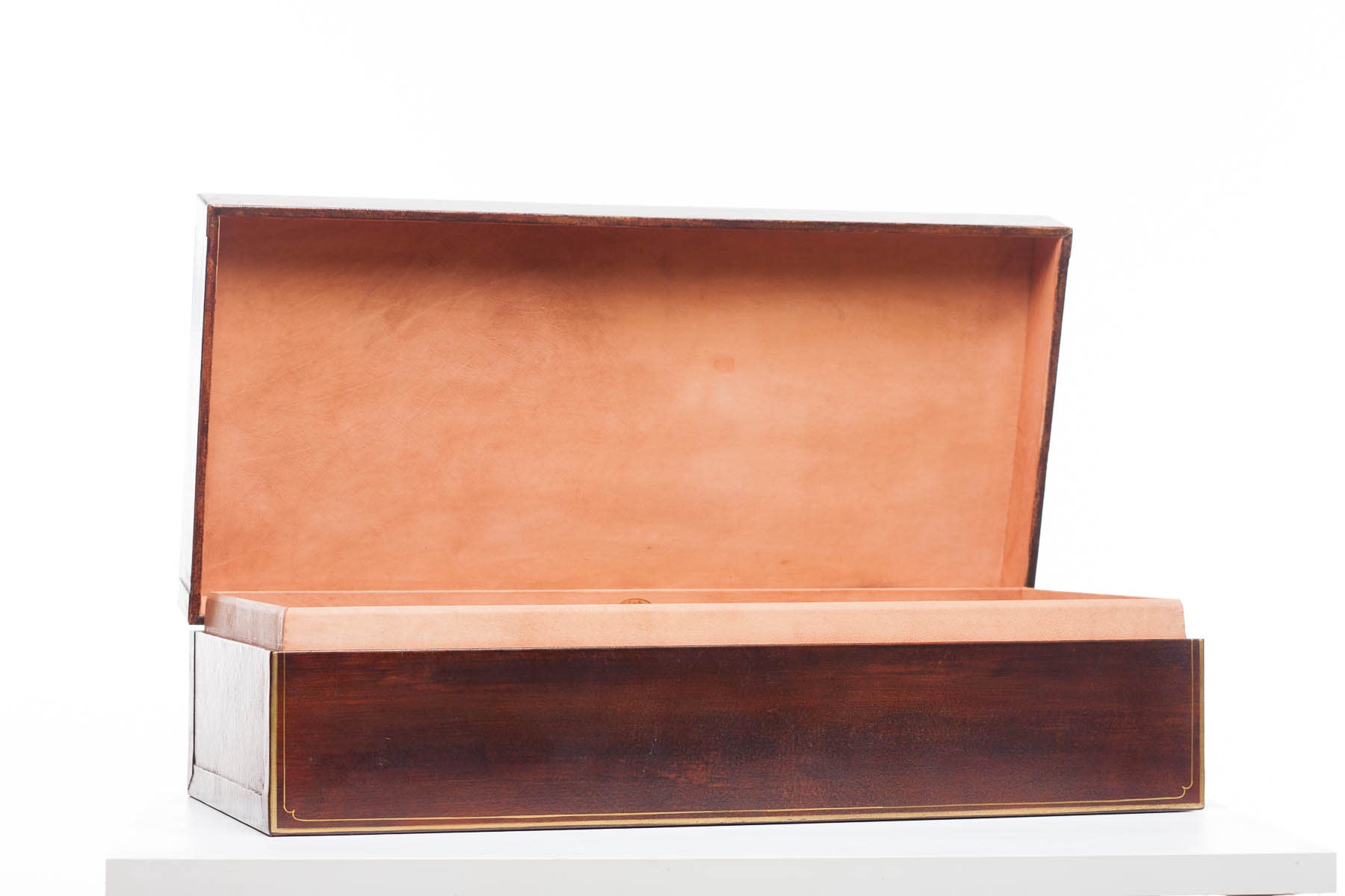 Mahogany Regalia Wide Leather Box (34")