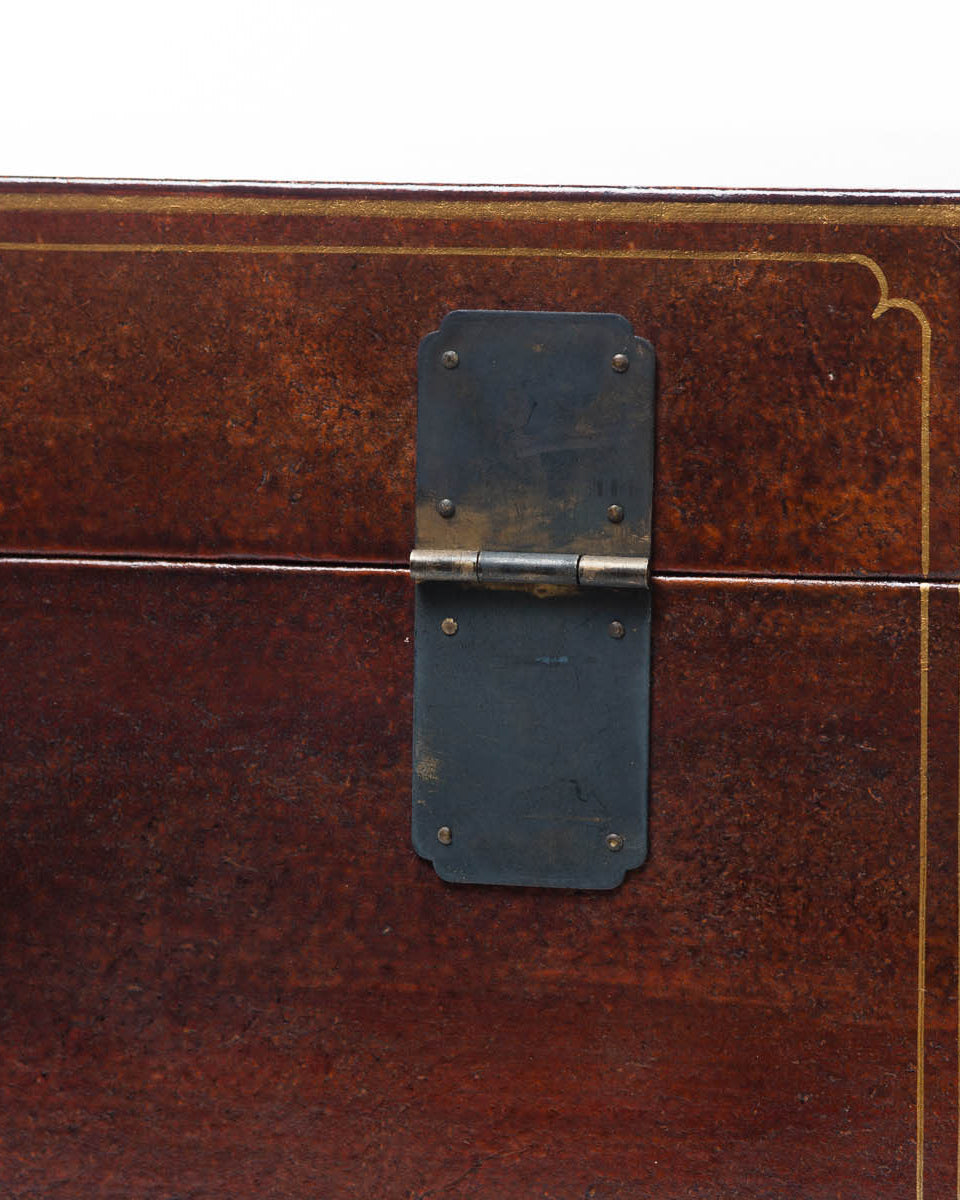 Mahogany Regalia Wide Leather Box (34")