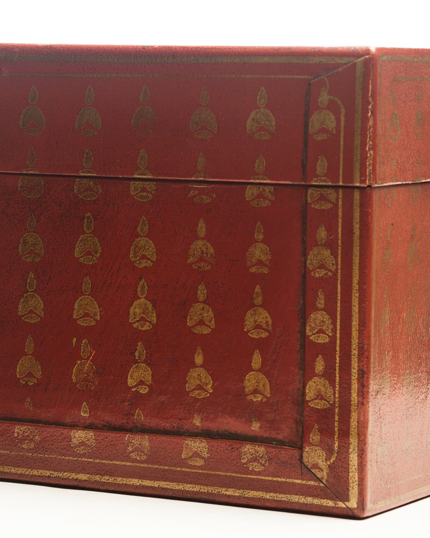 Mandarin Red hand-painted Chinese bells Leather Box (16.5")