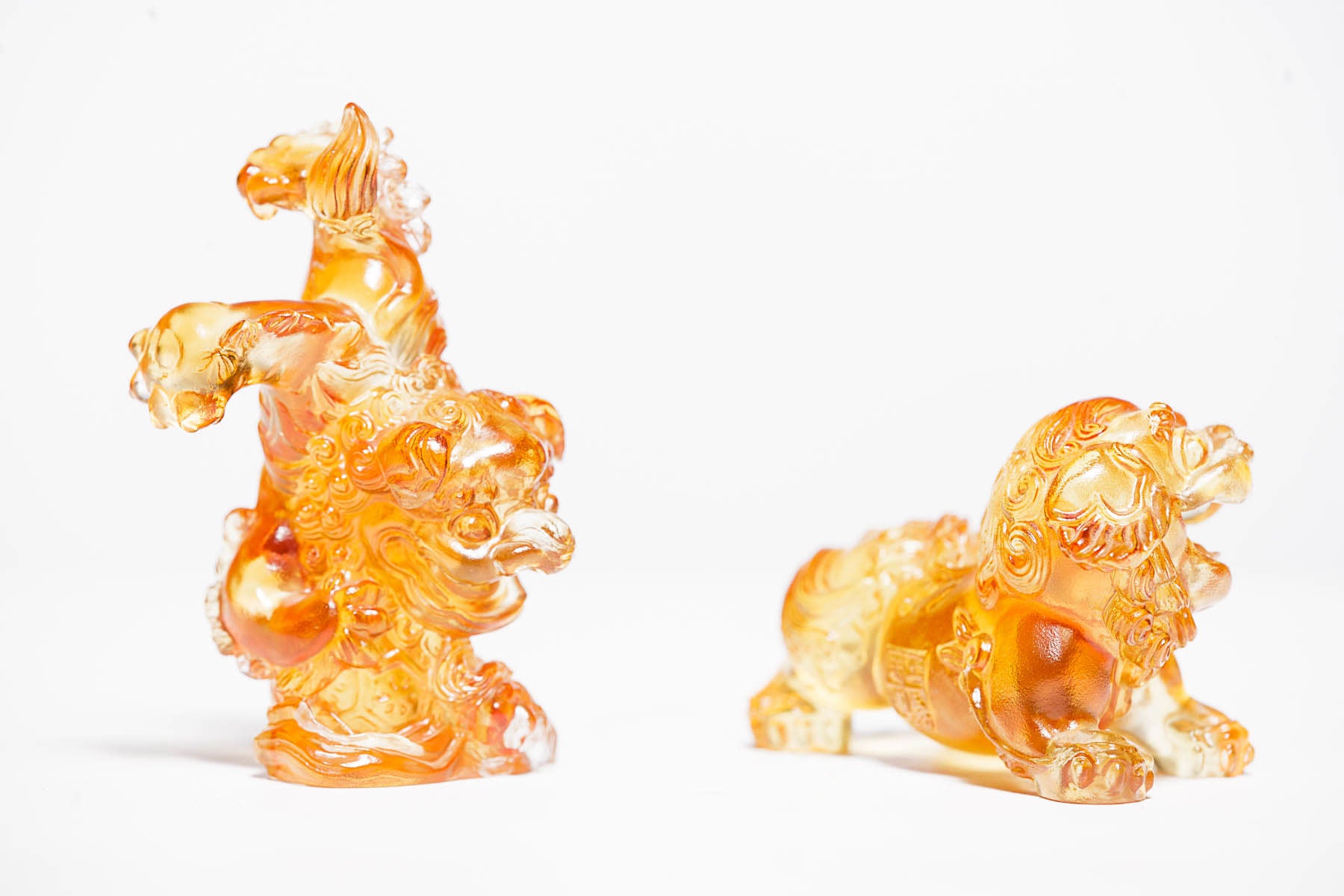 LIULI Crystal Art Crystal Foo Dogs "Happy Dogs Bring Everlasting Wealth" Crystal Sculpture