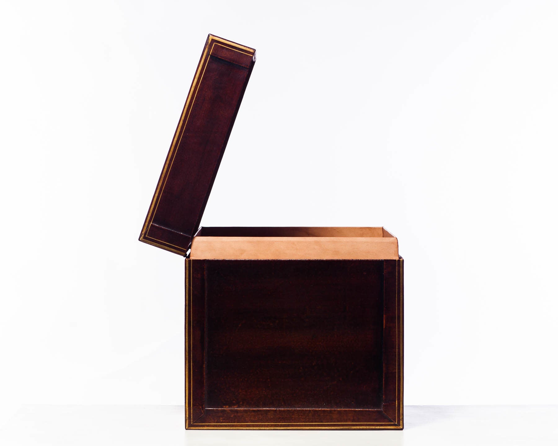 Mahogany Regalia Leather Box (18.5") with Brass Stand
