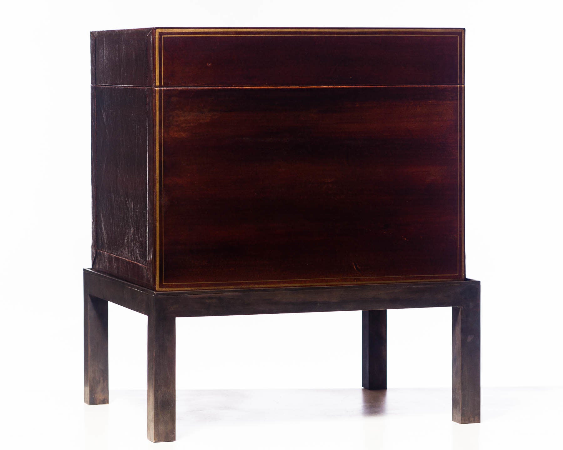 Mahogany Regalia Leather Box (18.5") with Brass Stand