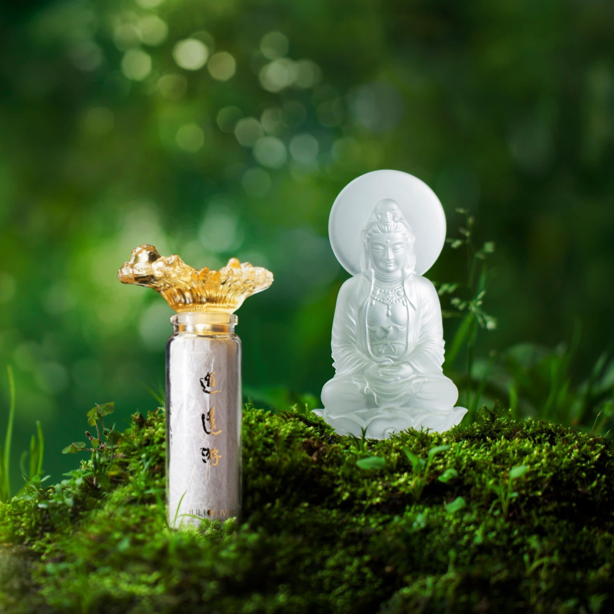 LIULI Crystal Art Crystal Guanyin Sculpture, "Accompanied By Ease + A Happy Excursion Set"