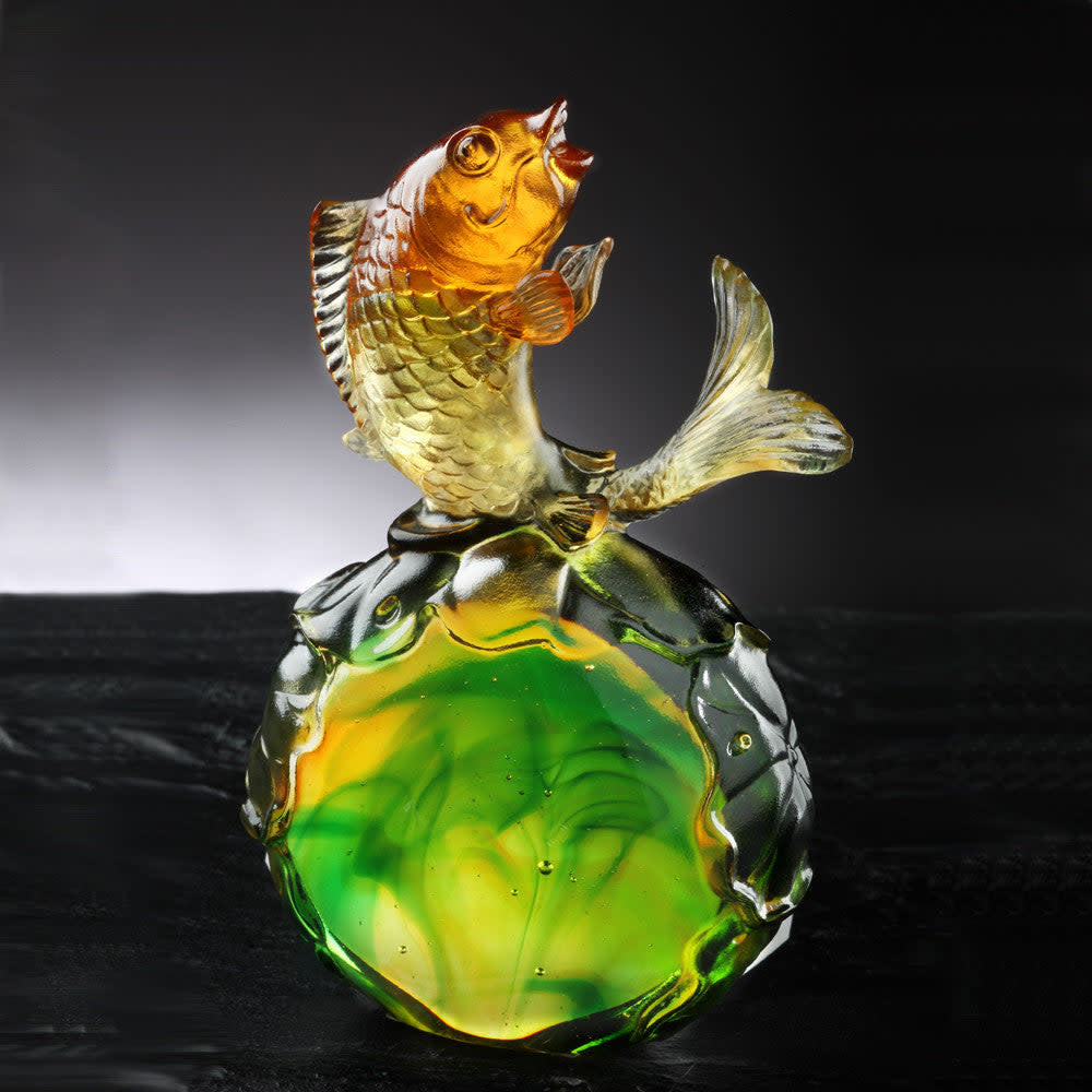 LIULI Crystal Art Crystal Fish, Koi Fish, "Somersault To The Top"