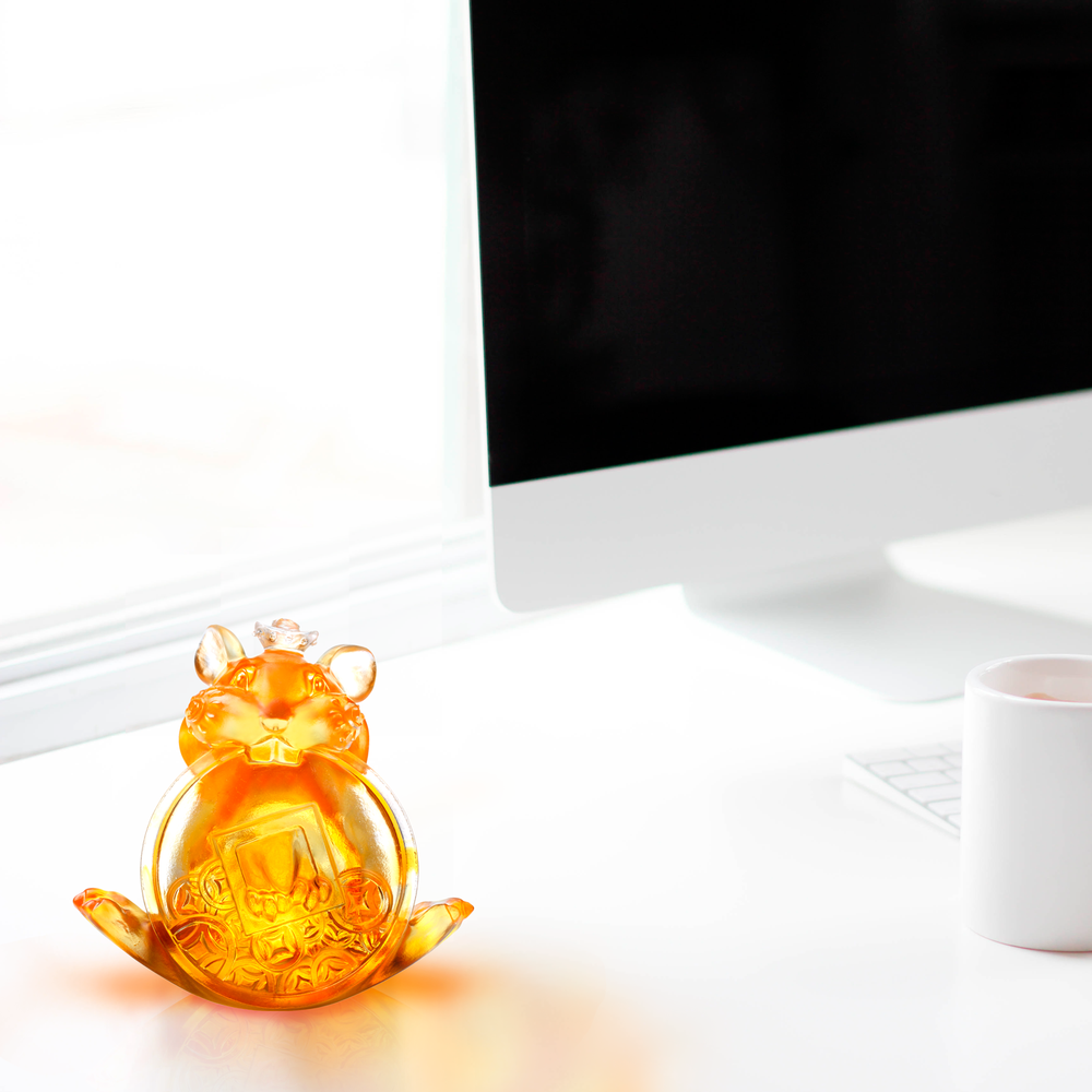 LIULI Crystal Art Crystal Mouse "Unshakable" (Limited Edition) Zodiac Sculpture (Dark Amber / Light Amber)