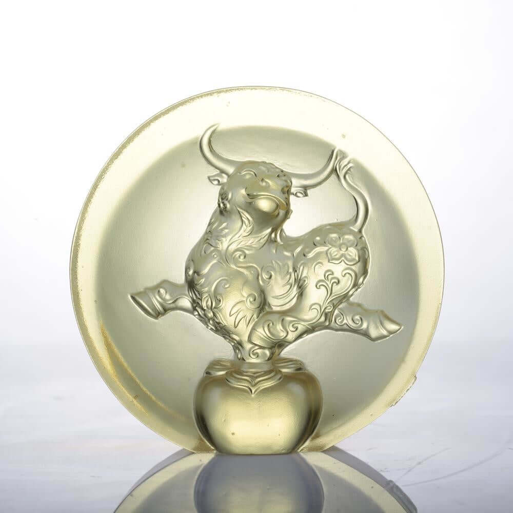 LIULI Crystal Art Crystal "The Joyful Spirit of the Ox" Paperweight in Gold