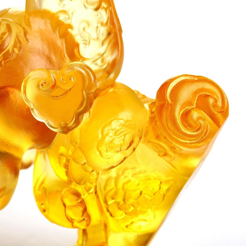 LIULI Crystal Art LIULI Crystal Elephant Sculpture "Lucky Little Elephant" in Gold