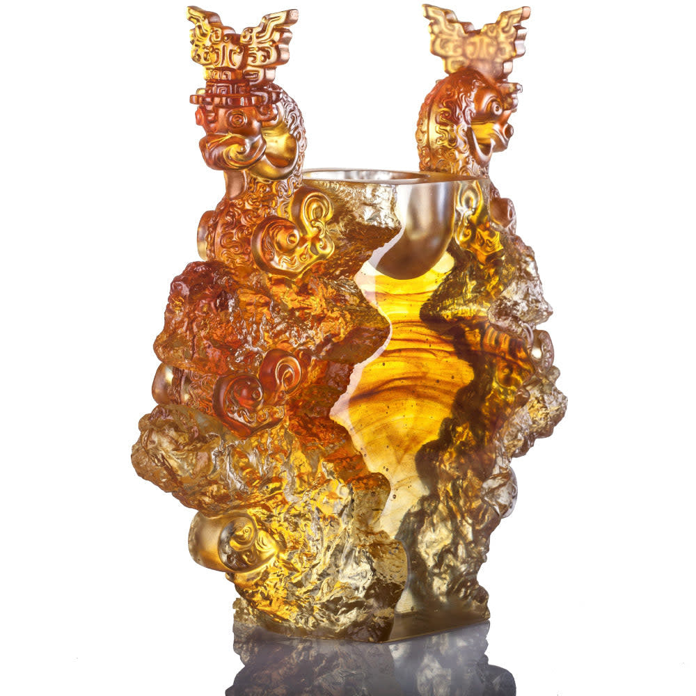 LIULI Crystal Art Crystal Vessel, Chinese Ding, Docility with Boldness-Ding of Dragon Rising