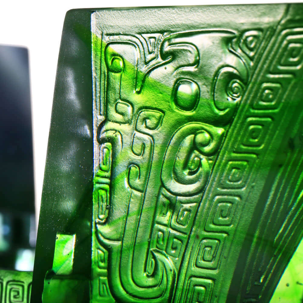 LIULI Crystal Art Crystal Chinese Vessel, "Aptness with Caution-Ding of Harmonious Insight"