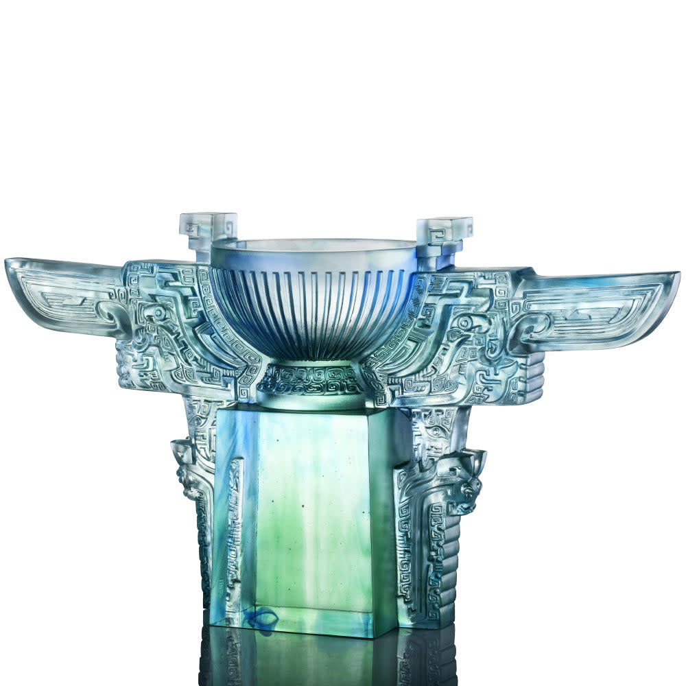 LIULI Crystal Art Crystal Vessel, "Ding of Illustrious Glory"