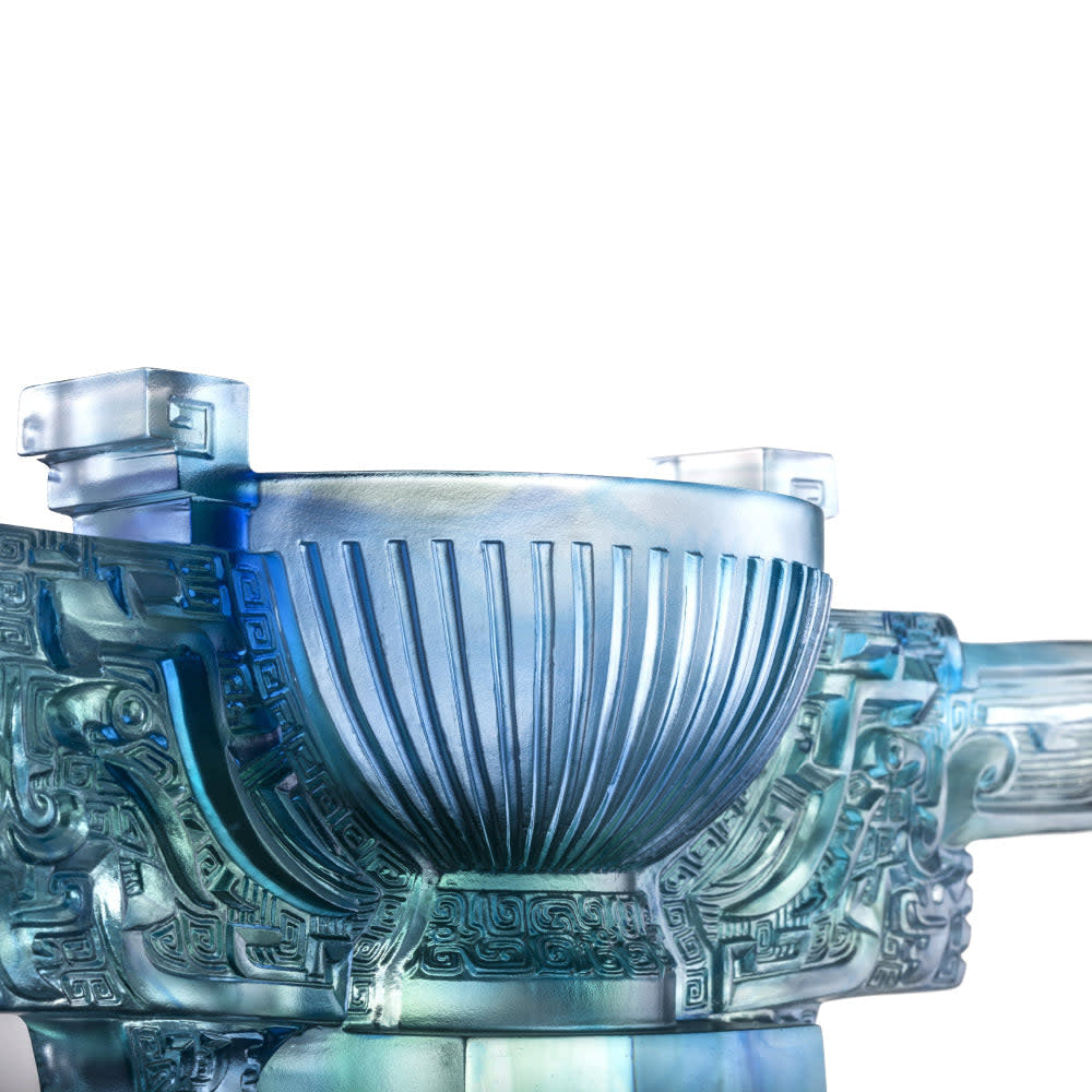 LIULI Crystal Art Crystal Vessel, "Ding of Illustrious Glory"