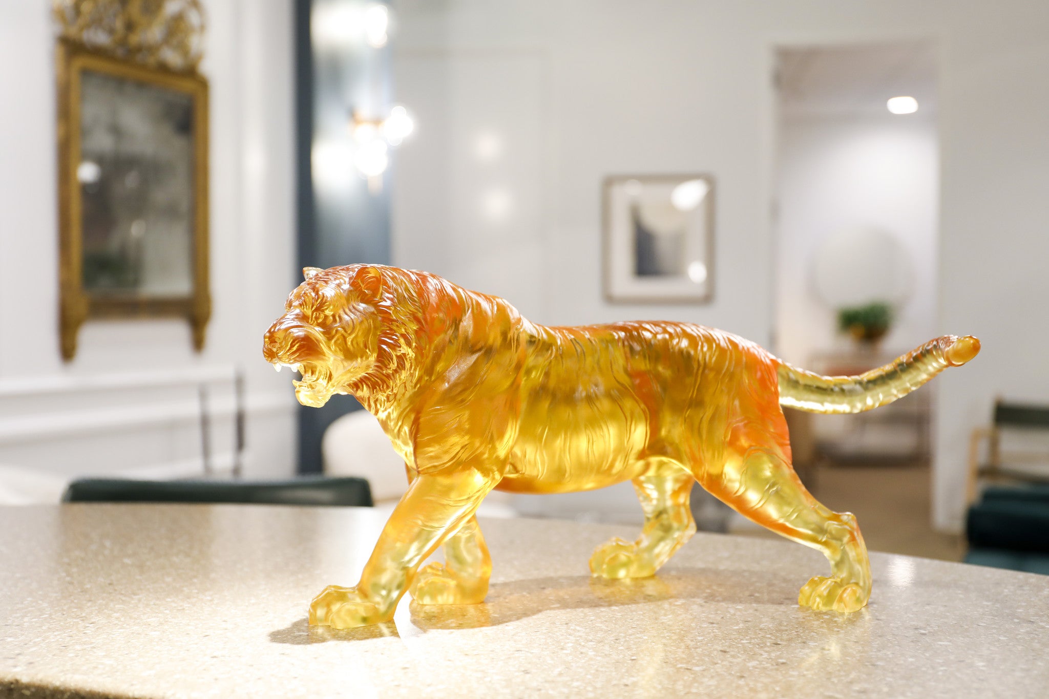 LIULI Crystal Art Crystal Tiger, Chinese Zodiac, Path of the Illuminated King