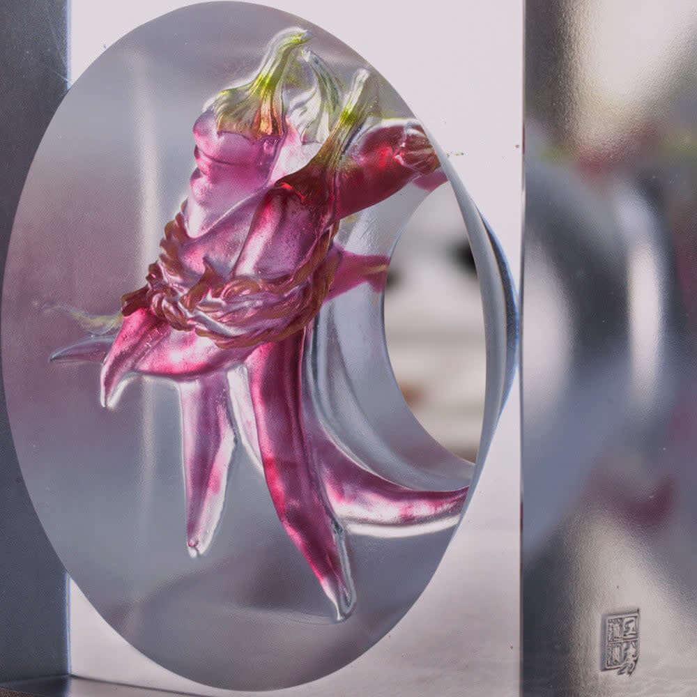 LIULI Crystal Art Crystal Chili Sculpture, "Only Sincerity is Everlasting"