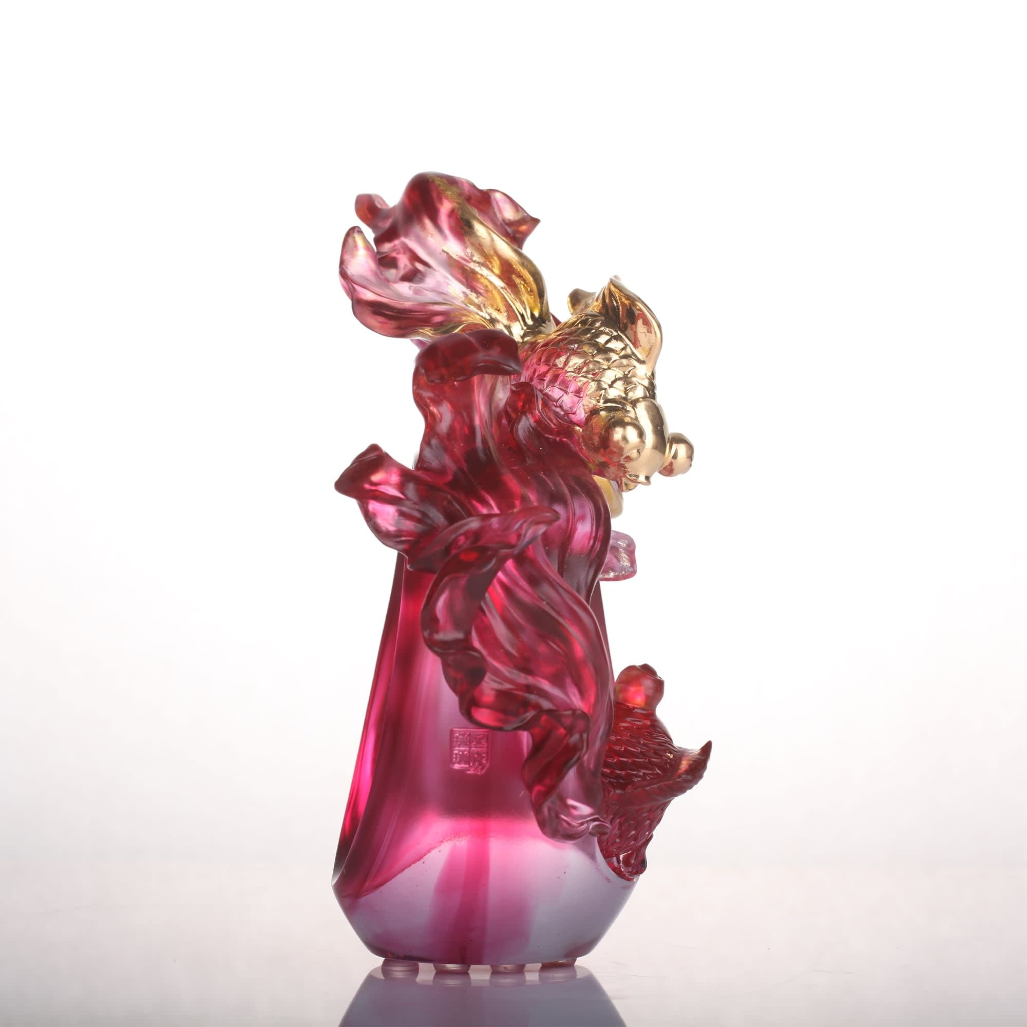 LIULI Crystal Art Crystal Goldfish Sculpture, "In Fulfillment"