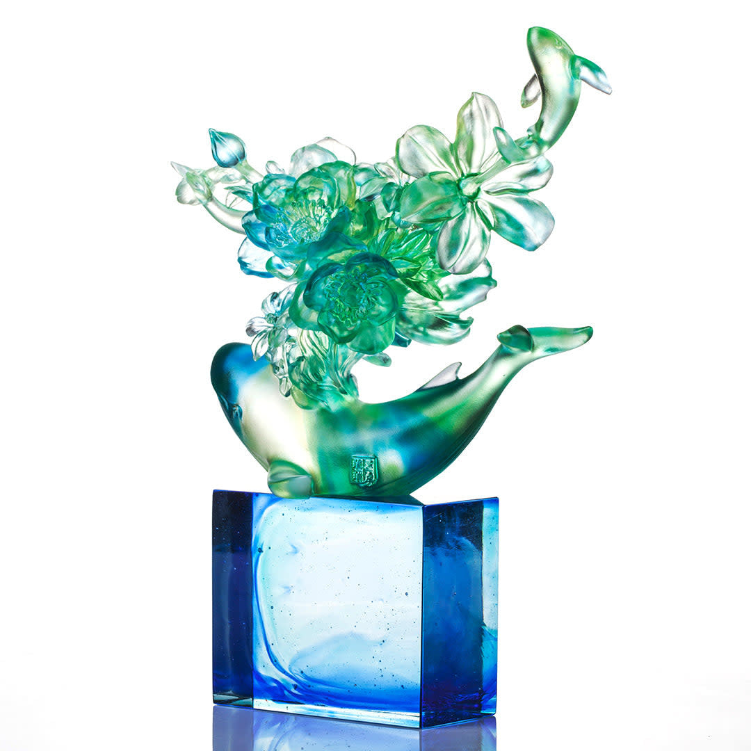 LIULI Crystal Art Crystal Whale with Flower