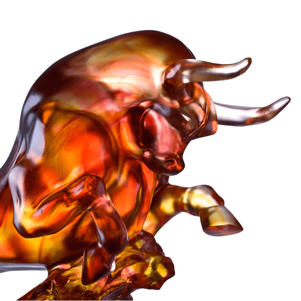 LIULI Crystal Art Crystal Bull Sculpture (Gold/Red Clear Limited Edition)