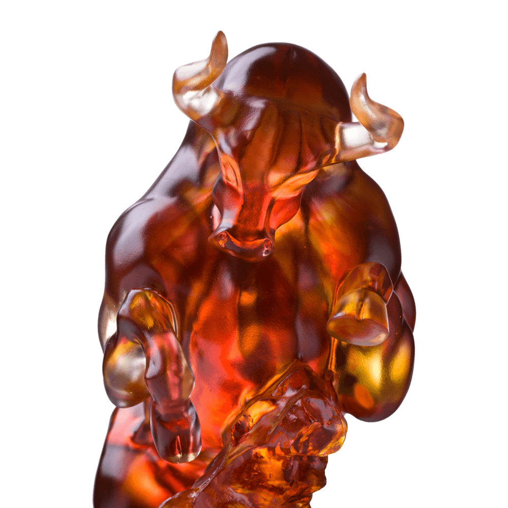 LIULI Crystal Art Crystal Bull Sculpture (Gold/Red Clear Limited Edition)