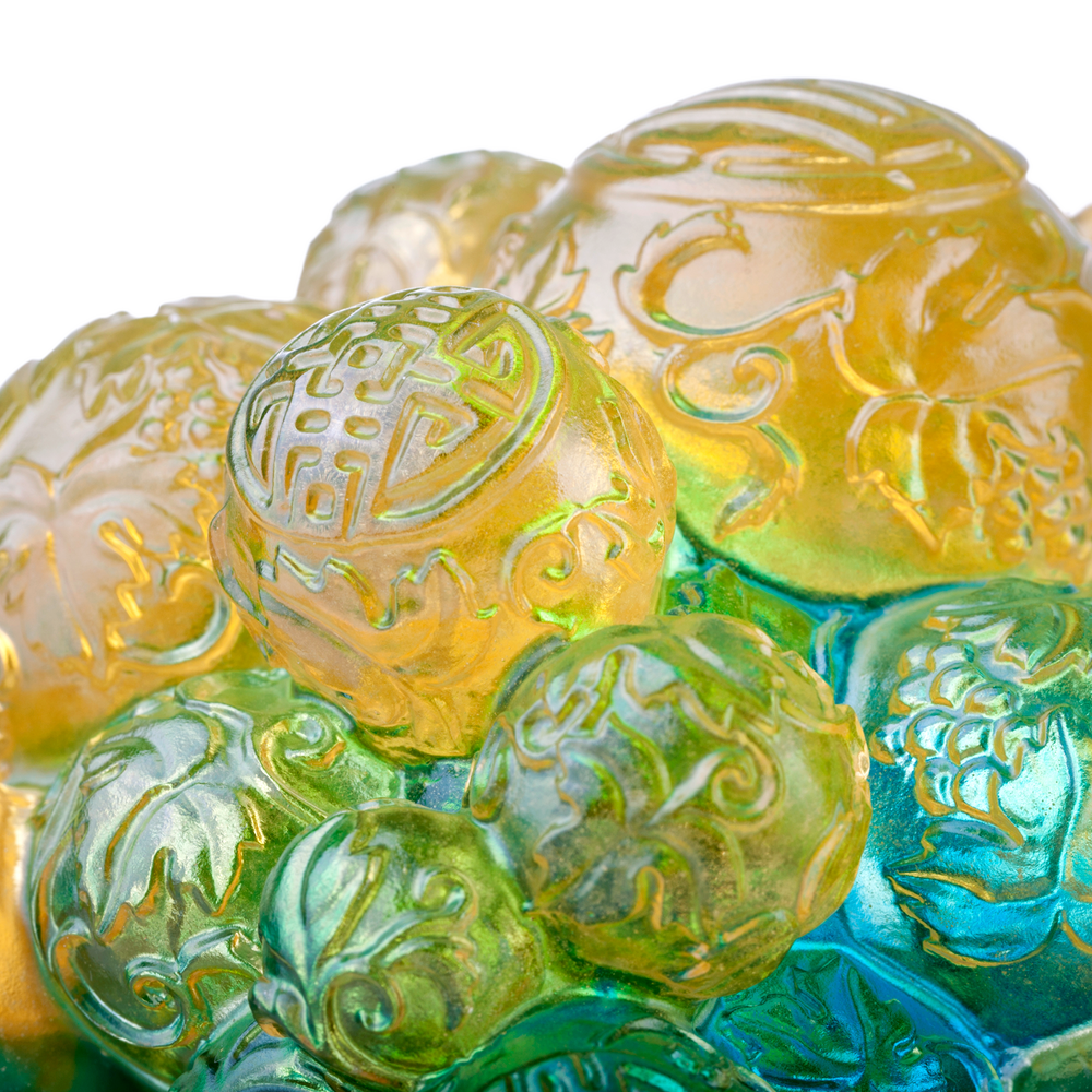 LIULI Crystal Art Crystal Mouse, Year of the Rat, "An Auspicious Delivery"