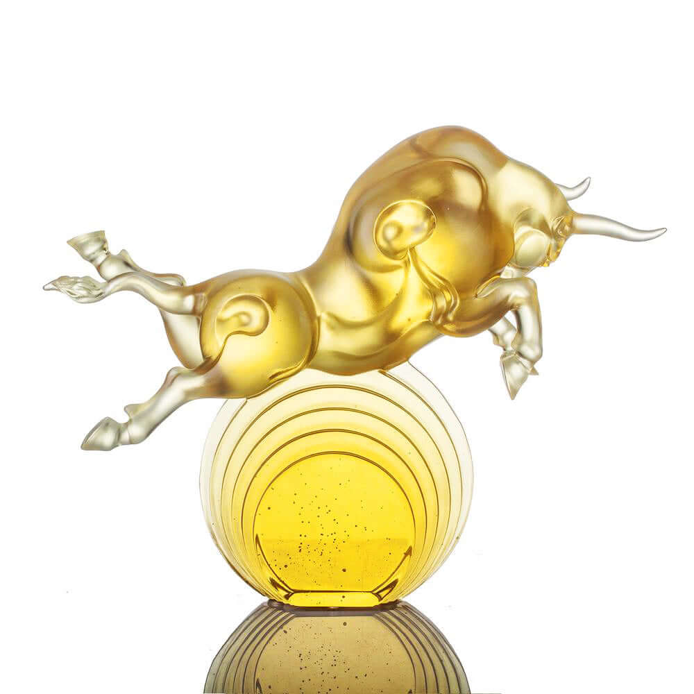 LIULI Crystal Art Crystal Art Bull Statue in Gold "Rise Above" Limited Edition