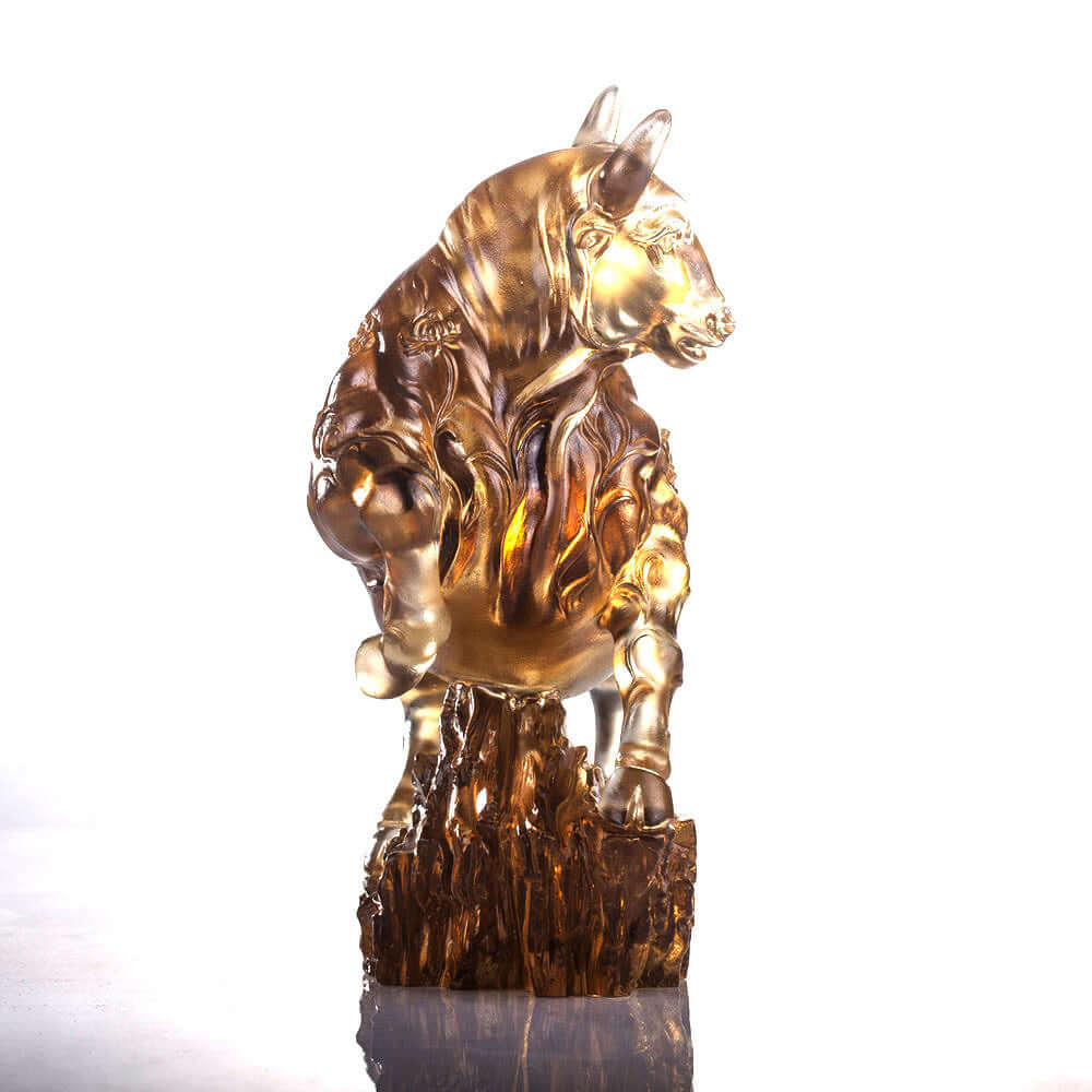 LIULI Crystal Art Crystal Bull Sculpture (Limited Edition) "Easterly Winds"