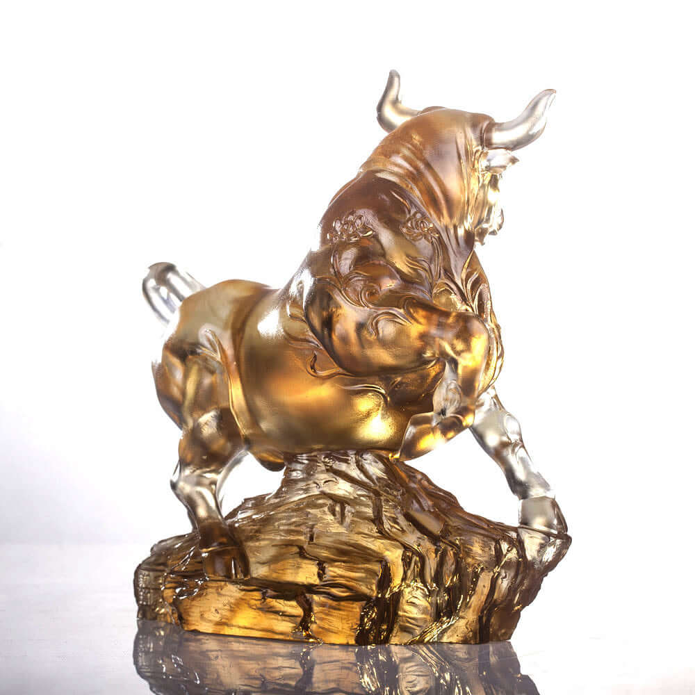 LIULI Crystal Art Crystal Bull Sculpture (Limited Edition) "Easterly Winds"
