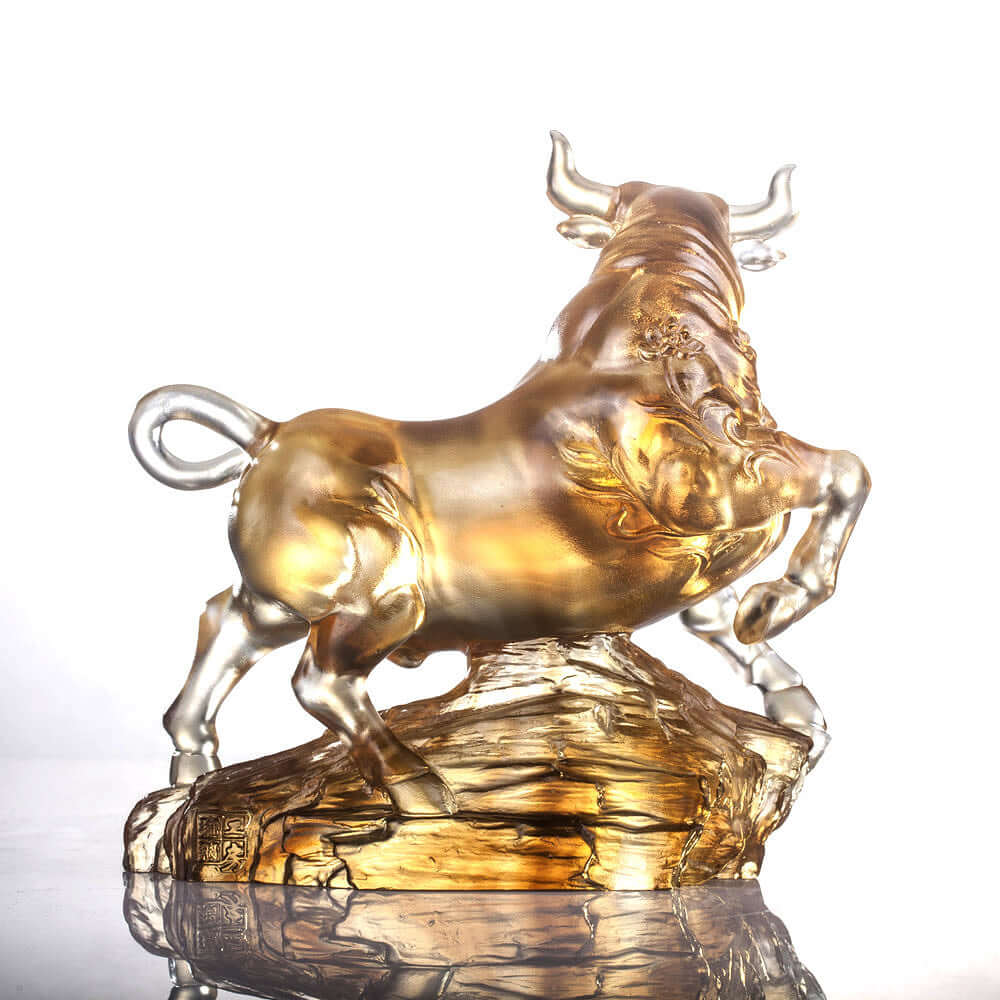 LIULI Crystal Art Crystal Bull Sculpture (Limited Edition) "Easterly Winds"