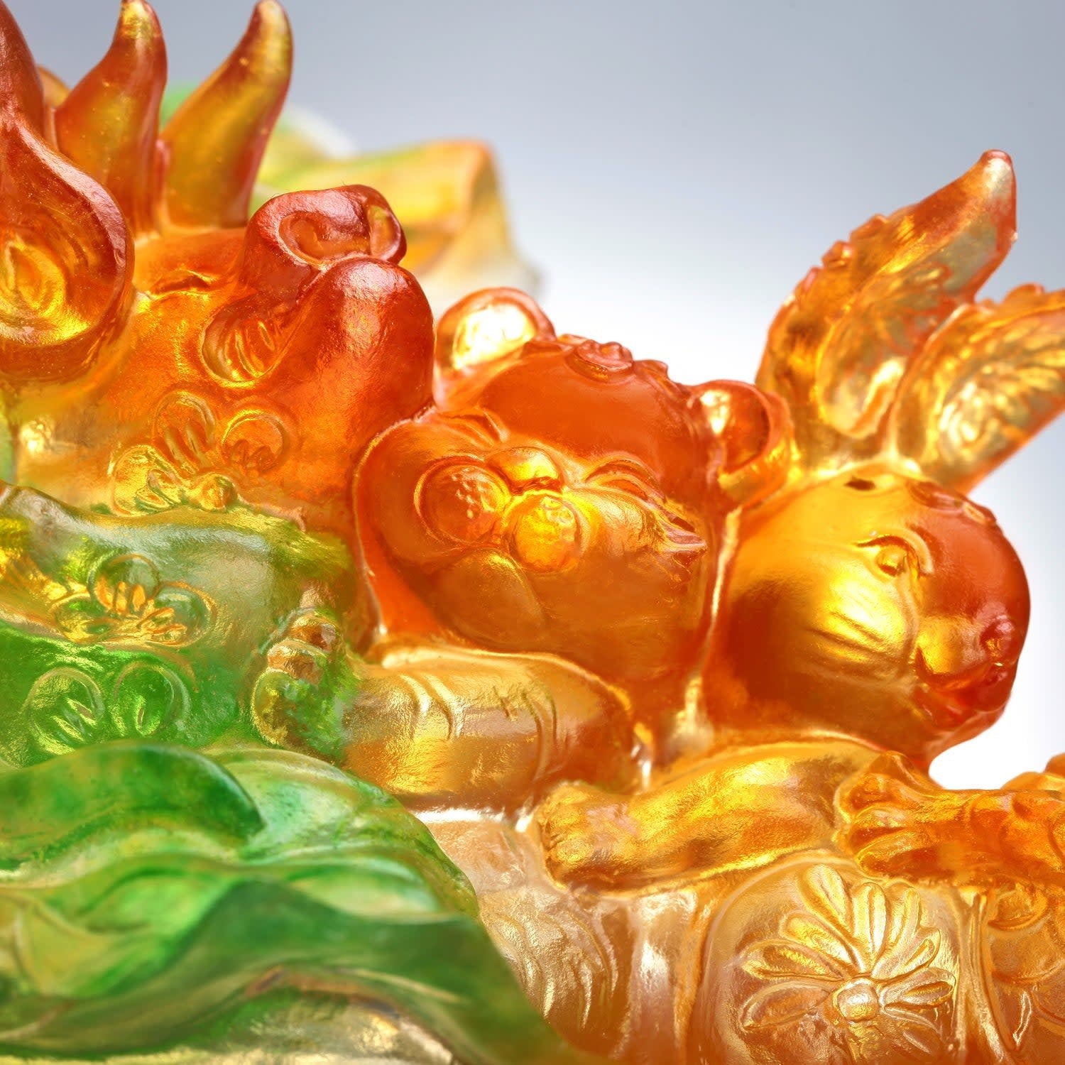 LIULI Crystal Art Crystal Zodiac Animals, "Indomitable Hearts"