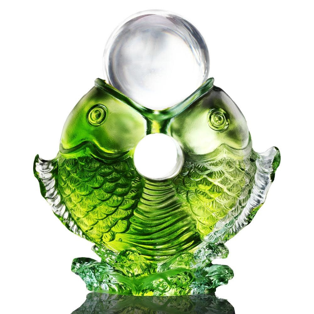 LIULI Crystal Art Crystal Twin Fish "Turning of Ruyi" Feng Shui Sculpture in Green