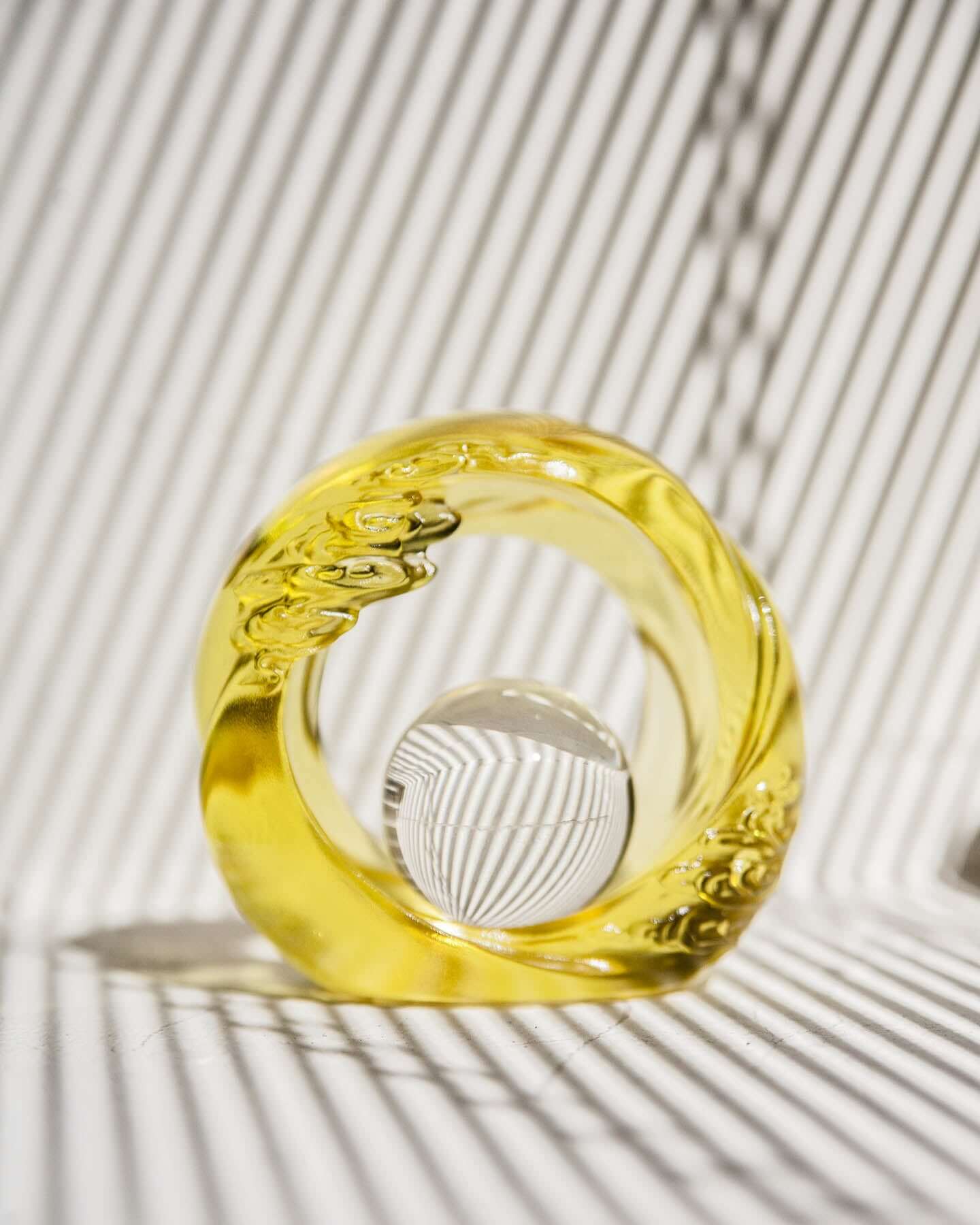 LIULI Crystal Art Crystal Abstract Cloud Feng Shui Desk Sculpture