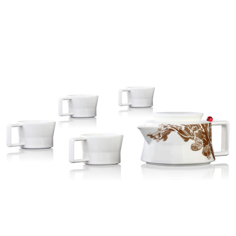 LIULI Crystal Art Tea Set, Bone China, "A Leisurely Drop of Red"