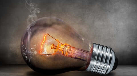 Debunking the Myth: LED Light Bulbs vs Incandescent Bulbs for Health and for Sparkles
