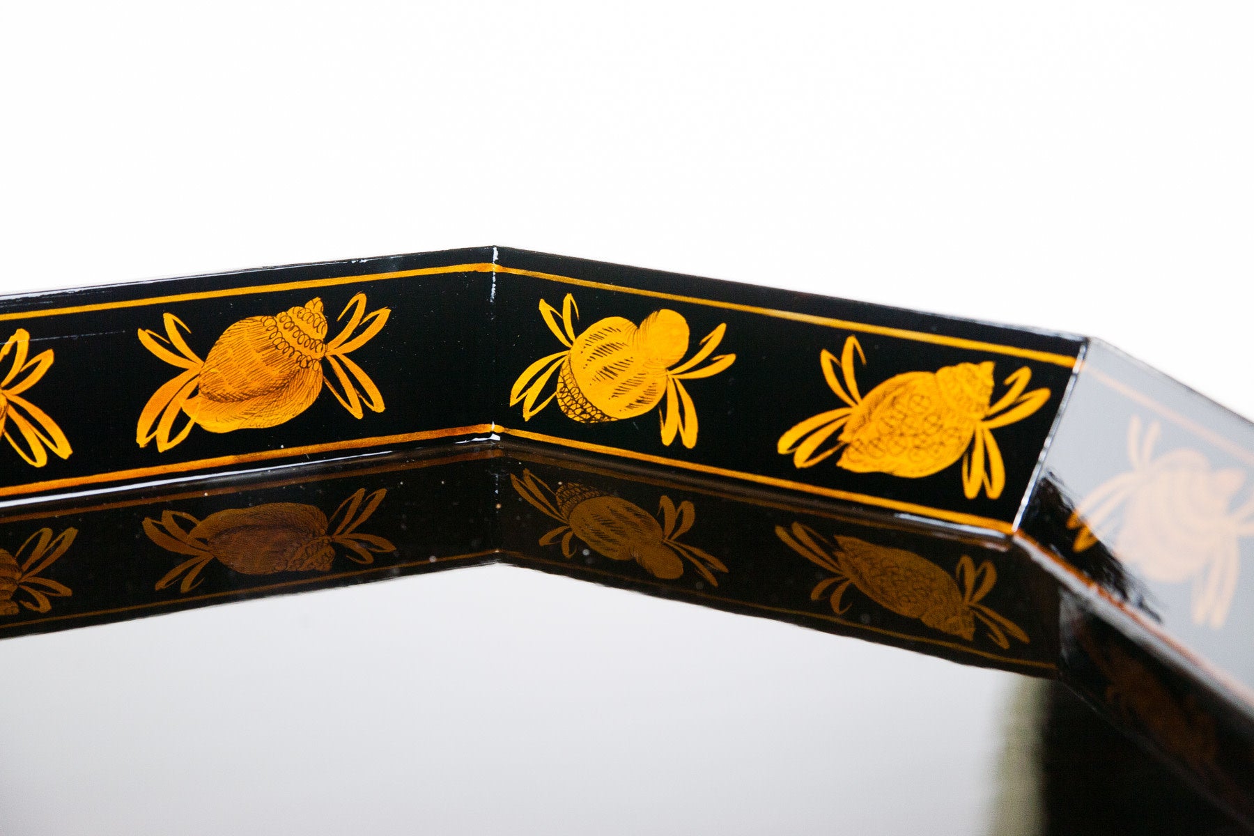 Handcrafted Natural Tree Lacquer Tray