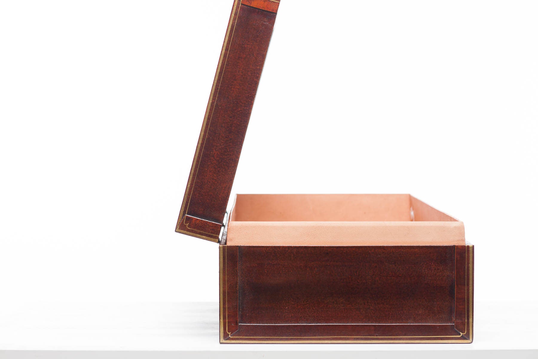 Mahogany Regalia Wide Leather Box (34")