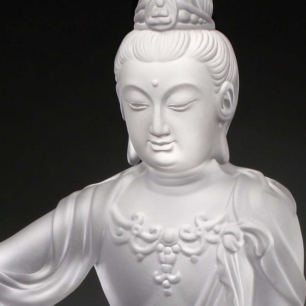 LIULI Crystal Art Crystal Buddha "Light Exists Because of Love - Heart of Guanyin" (Limited Edition)