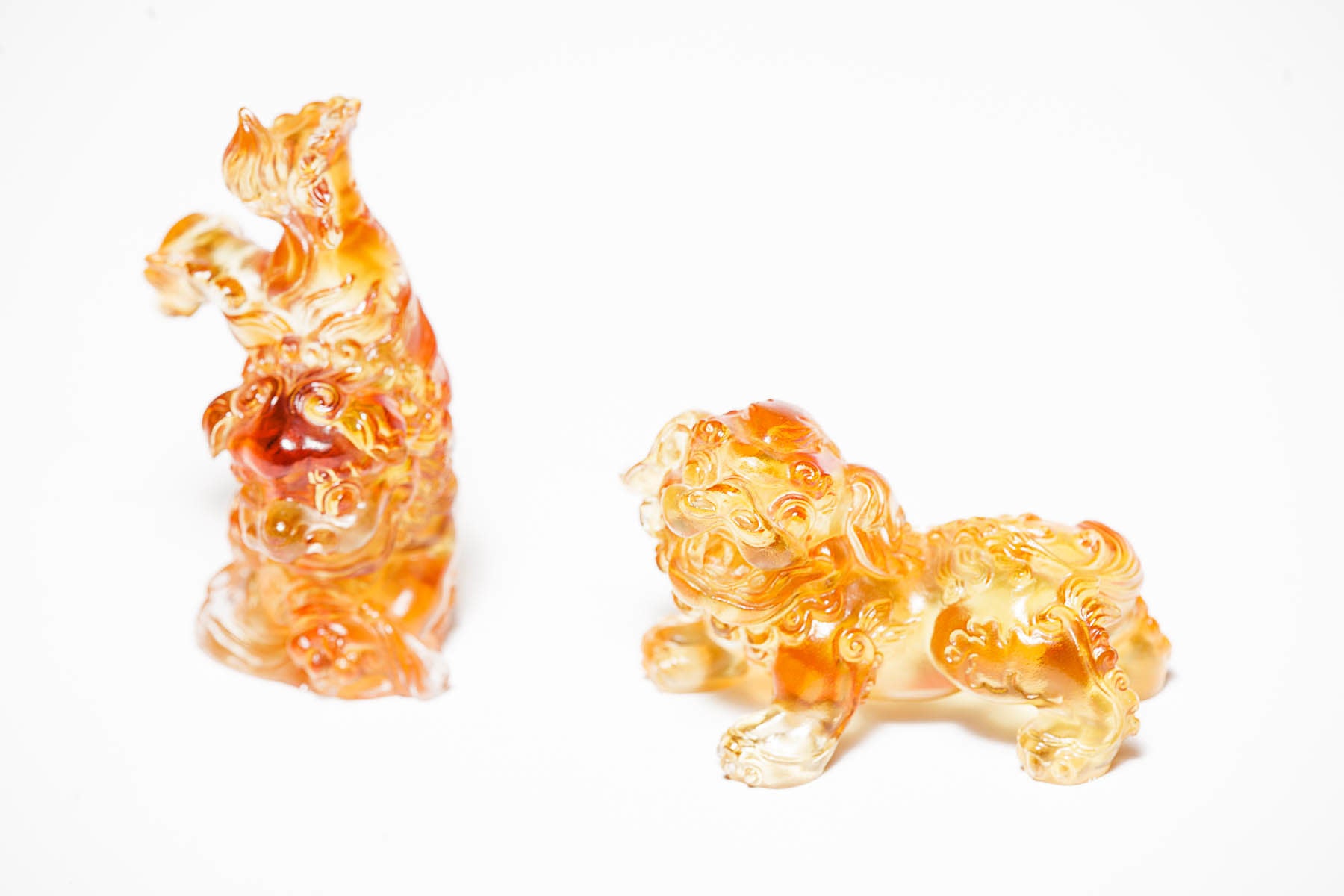 LIULI Crystal Art Crystal Foo Dogs "Happy Dogs Bring Everlasting Wealth" Crystal Sculpture