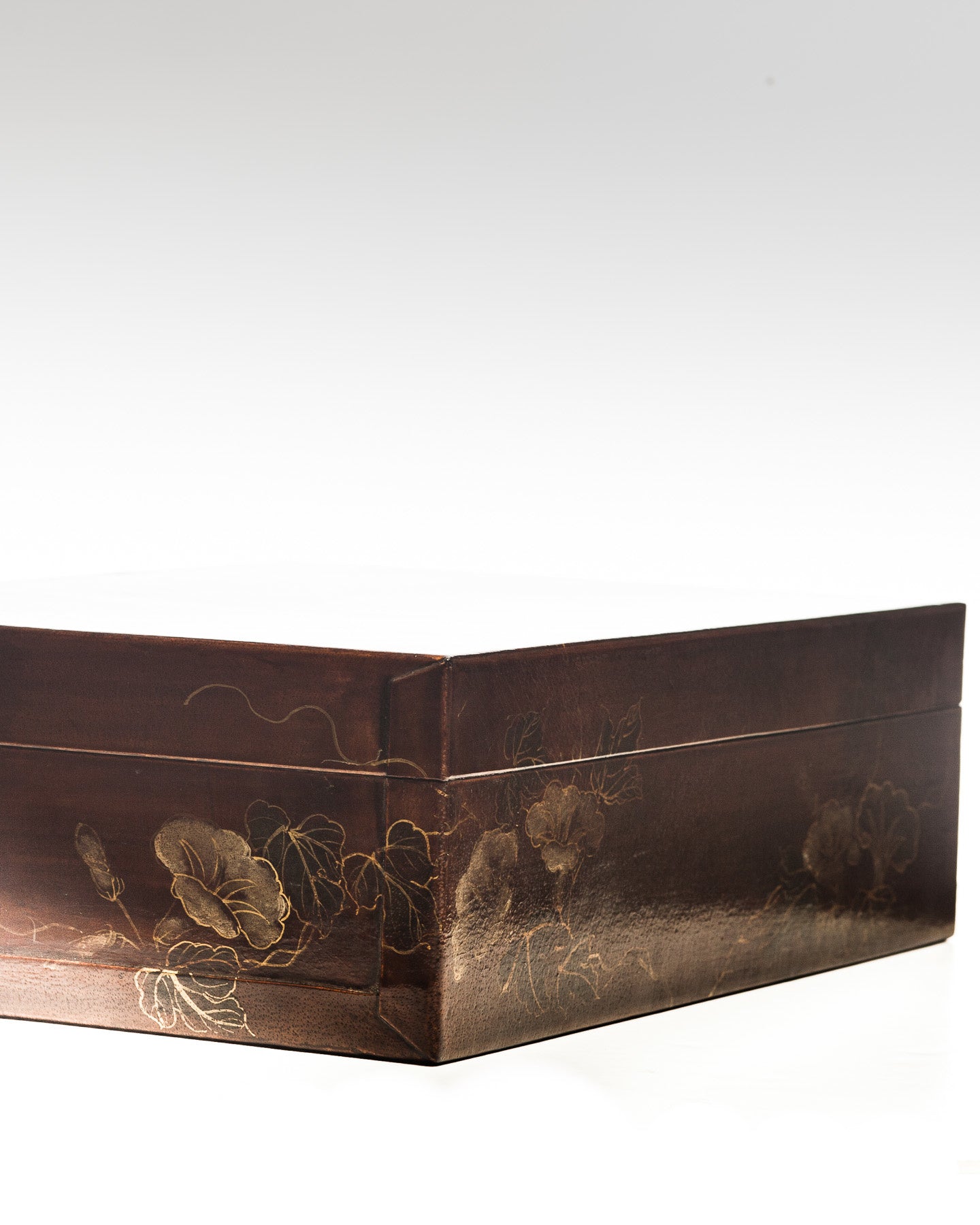 Mahogany Valentine Leather Box (17") with Design of Morning Glories