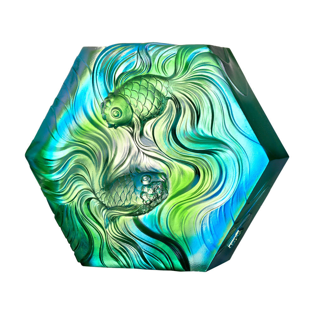 LIULI Crystal Art Crystal Fish, Goldfish, "An Exquisite Dance" Paperweight