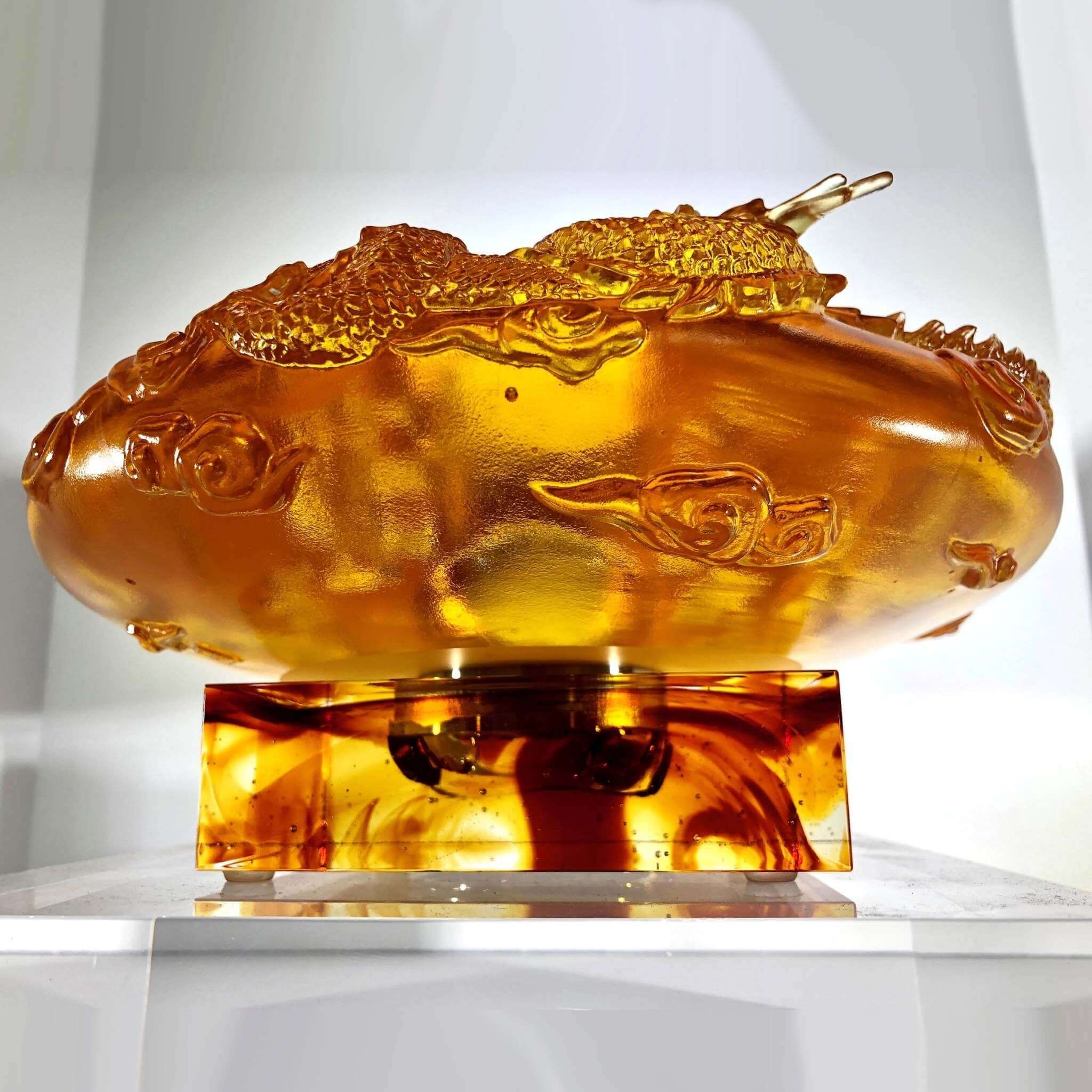 LIULI Crystal Art Crystal Dragon, "Omnipresent Harmony"