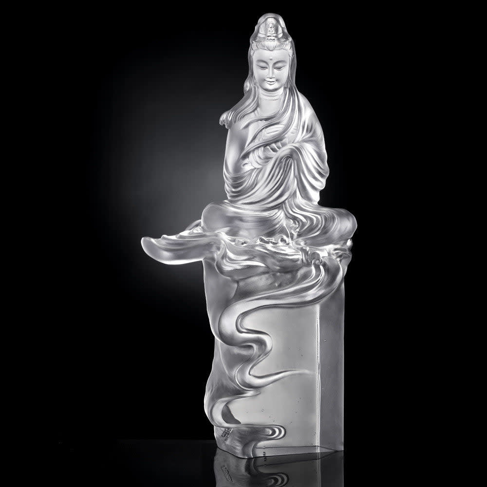 LIULI Crystal Art Crystal Guanyin, Mortal Smile-"A Free and Idle Heart"