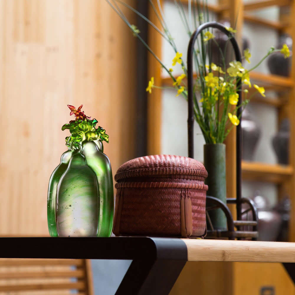 LIULI Crystal Art Crystal Butterfly and Gourd, Hulu, "Verdant Layers of Fortune"