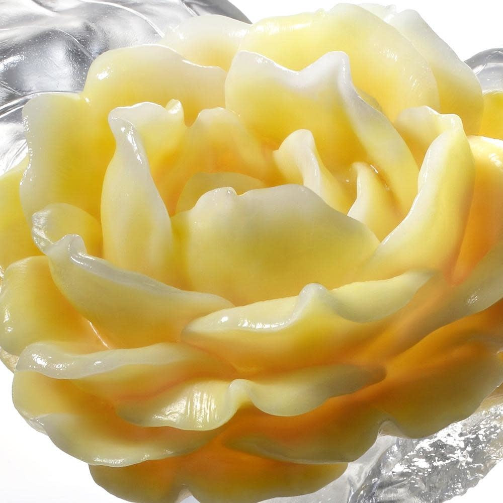 LIULI Crystal Art Crystal Flower Camellia Bloom Sculpture "Singular Elegance"