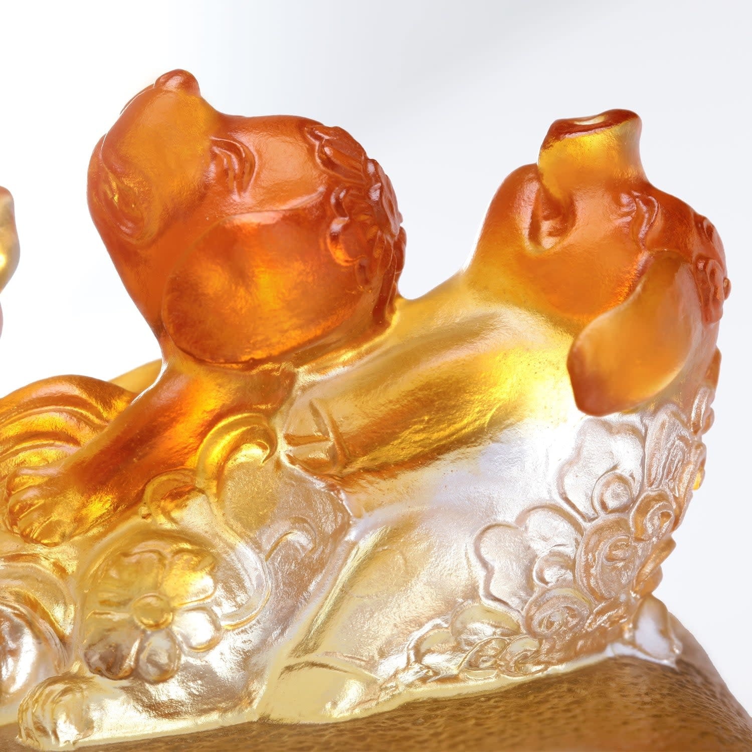 LIULI Crystal Art Crystal Zodiac Animals, "Indomitable Hearts"