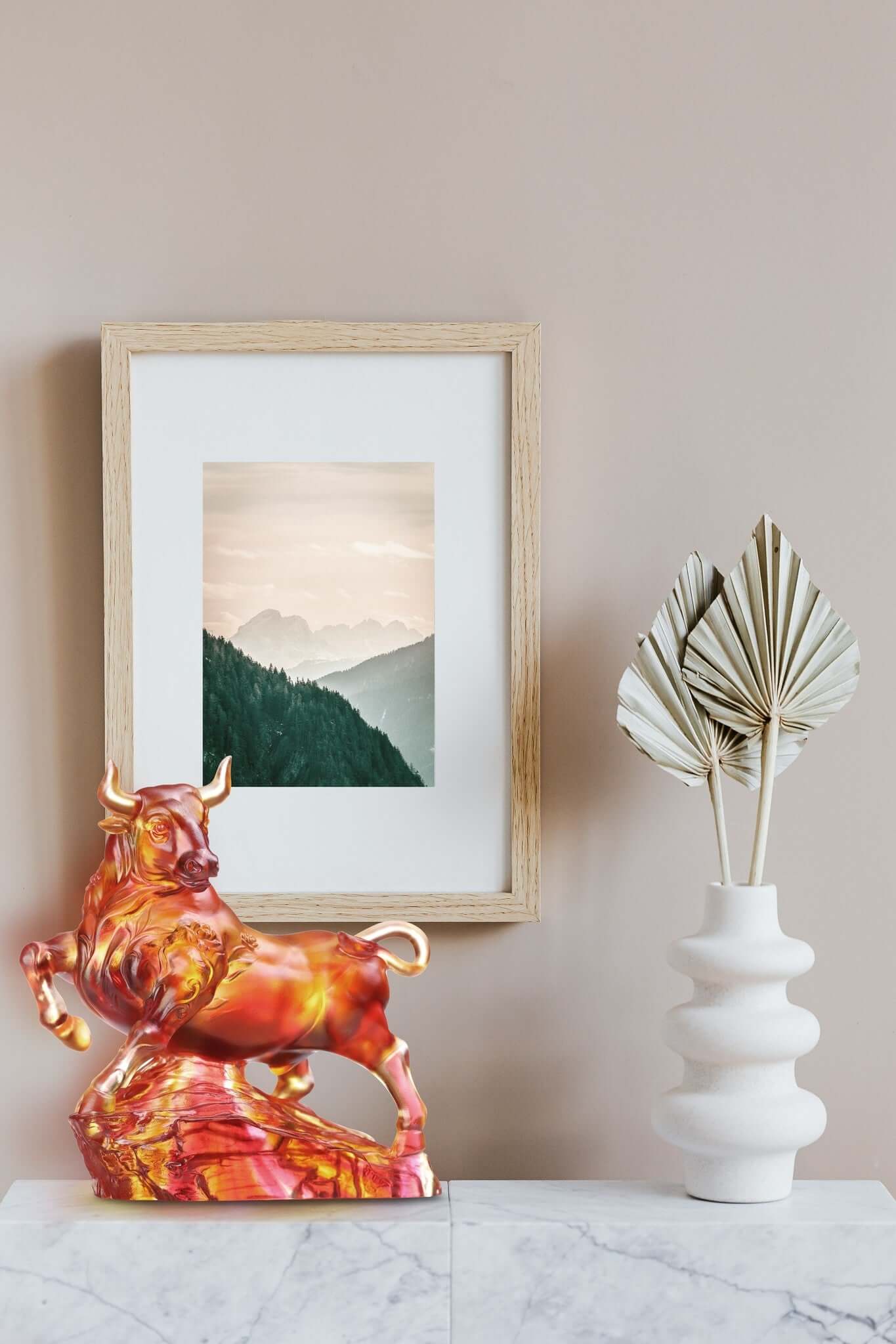 LIULI Crystal Art Crystal Bull Sculpture (Limited Edition)