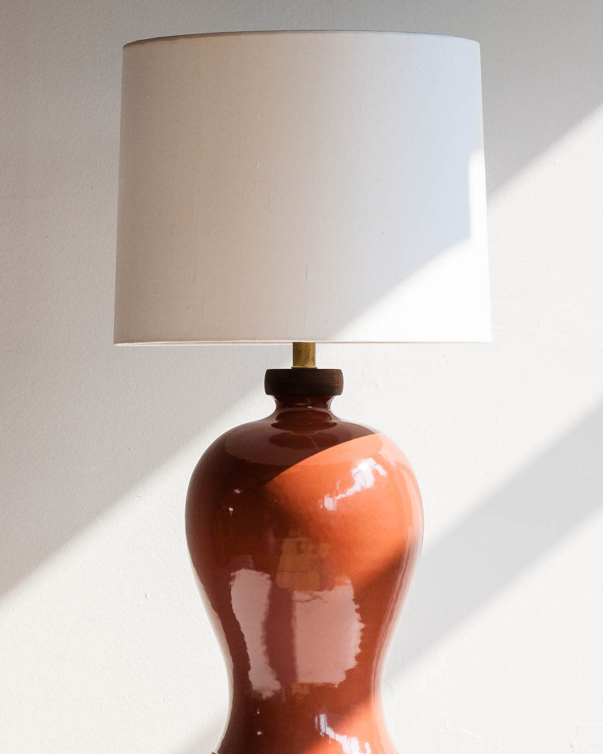 Dashiell Table Lamp in Living Coral (Walnut)