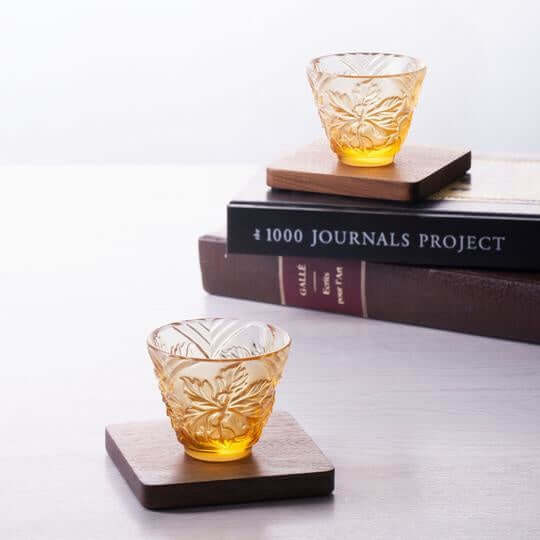LIULI Crystal Art Crystal "To Drink Amongst Flowers" Sake Glasses, Set of 4, Light Amber