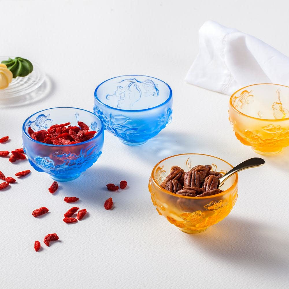 LIULI Crystal Art Crystal Goldfish Bowl and Chopsticks set, The Joy of Fish (Blue)