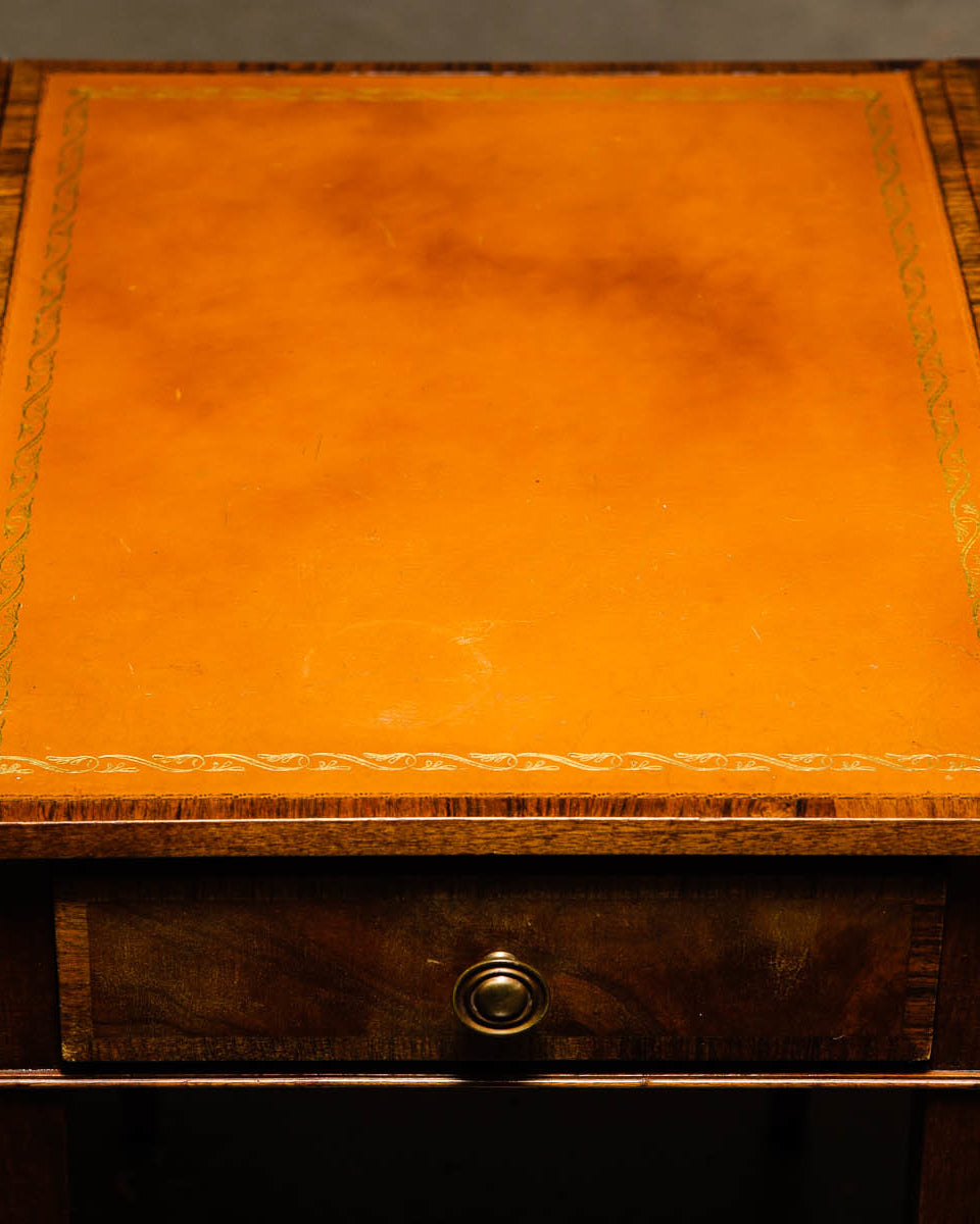 Vintage Leather Top Drop Leaf Mahogany Pembroke Side Table